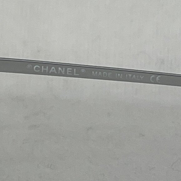 Chanel Shield Rimless Sunglasses 4043 - Picture 9 of 9